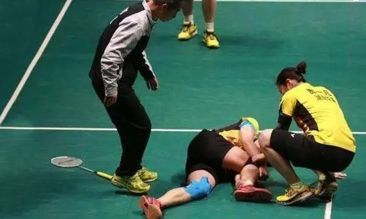 努诺：下半场我们掌控了比赛，甚至有机会从曼联主场带走三分